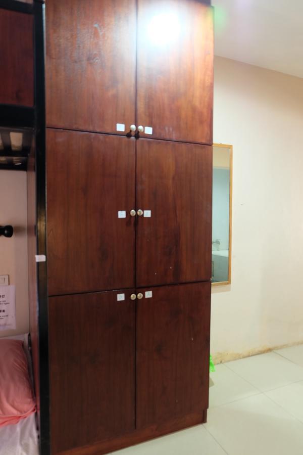 Dengba Hostel Phuket Patong Oda fotoğraf